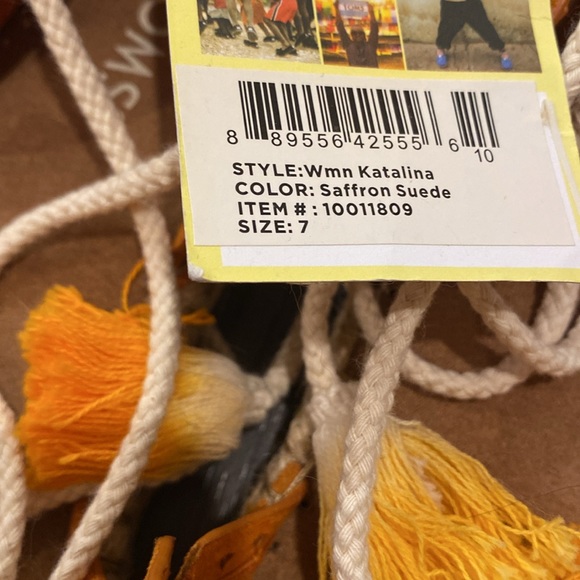 NWT TOMS shoes 7 - Picture 2 of 5